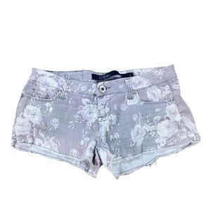 C Pink floral denim jean shorts size 3